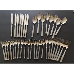 Hampton Silversmiths AVIGNON 2 Stainless Flatware Lot 38 Pieces 7 Place settings